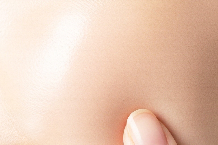 みずみずしく肌に溶けこむように浸透